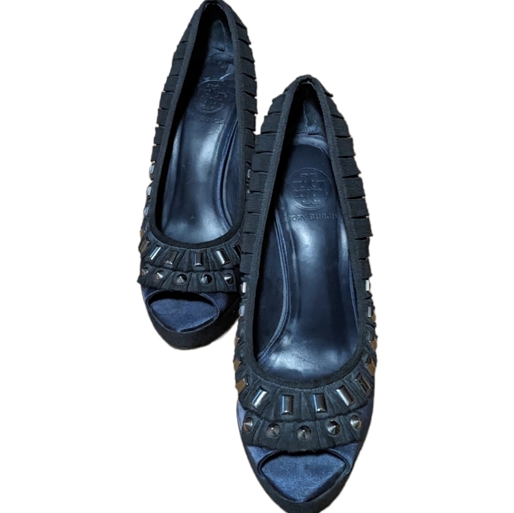 Tori Burch Erinn Satin platform size 9m. Navy blue black studs peek toe witchy